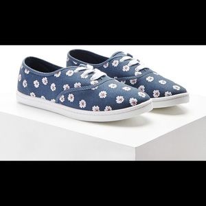 Daisy Chambray Sneakers